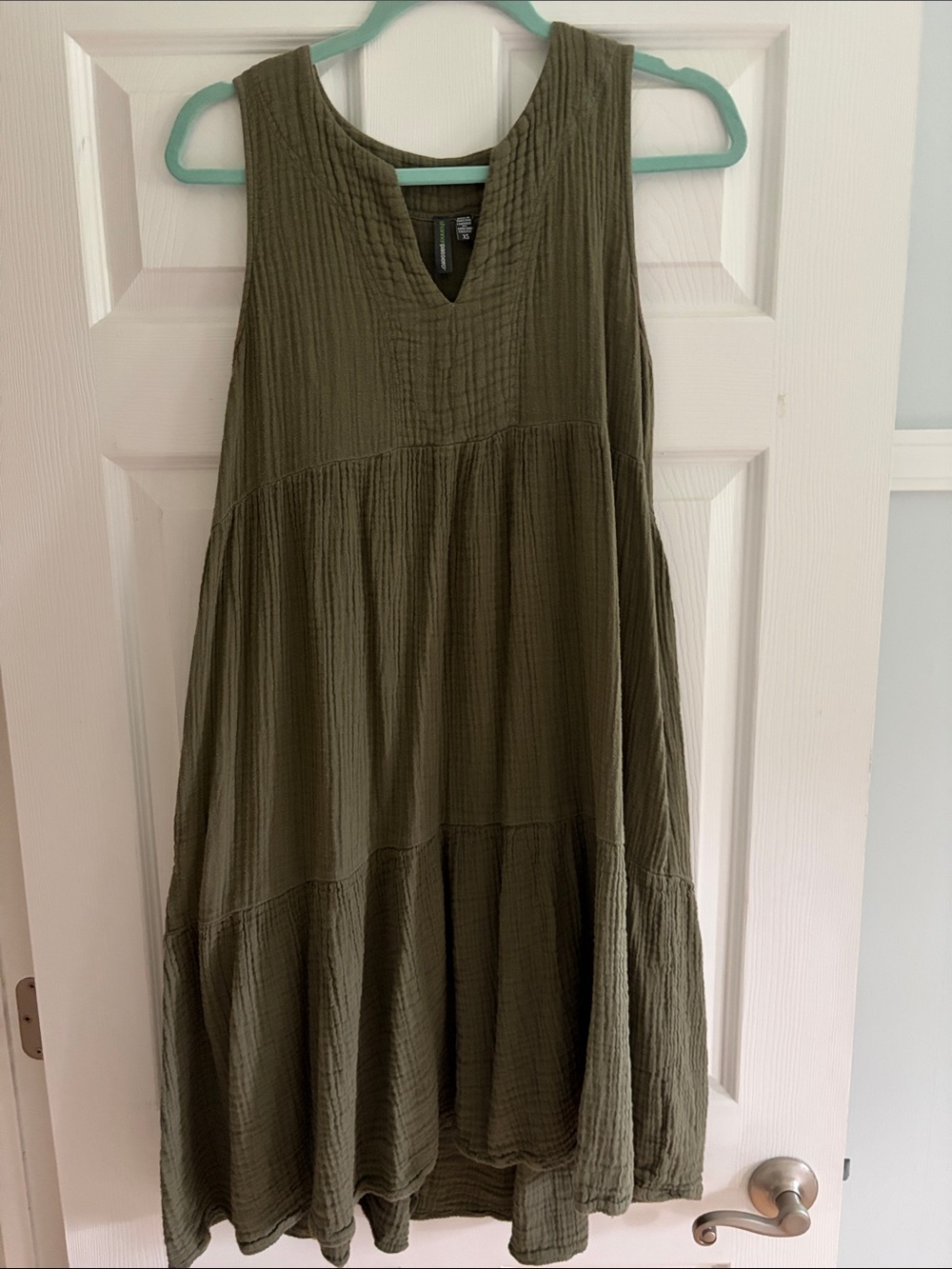 Women’s Olive Green Sleeveless Tiered Mini Dress